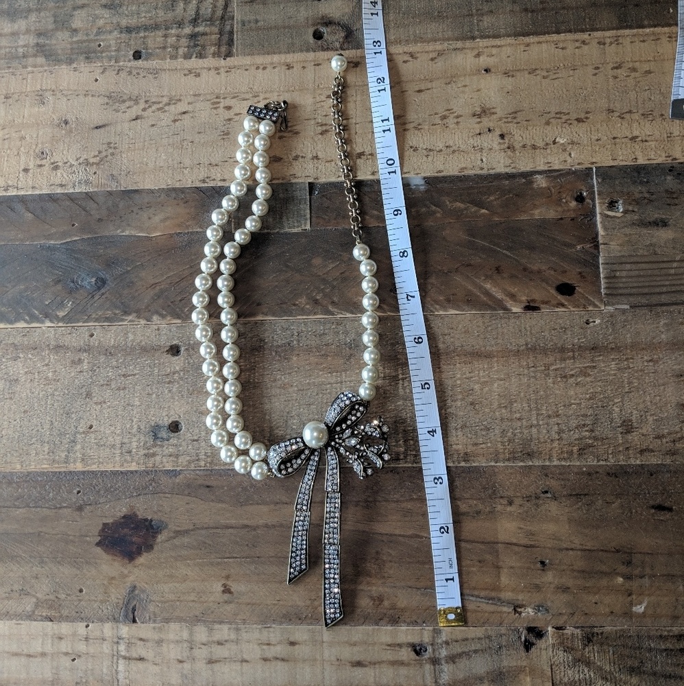 Heidi Daus Crystal and pearl necklace